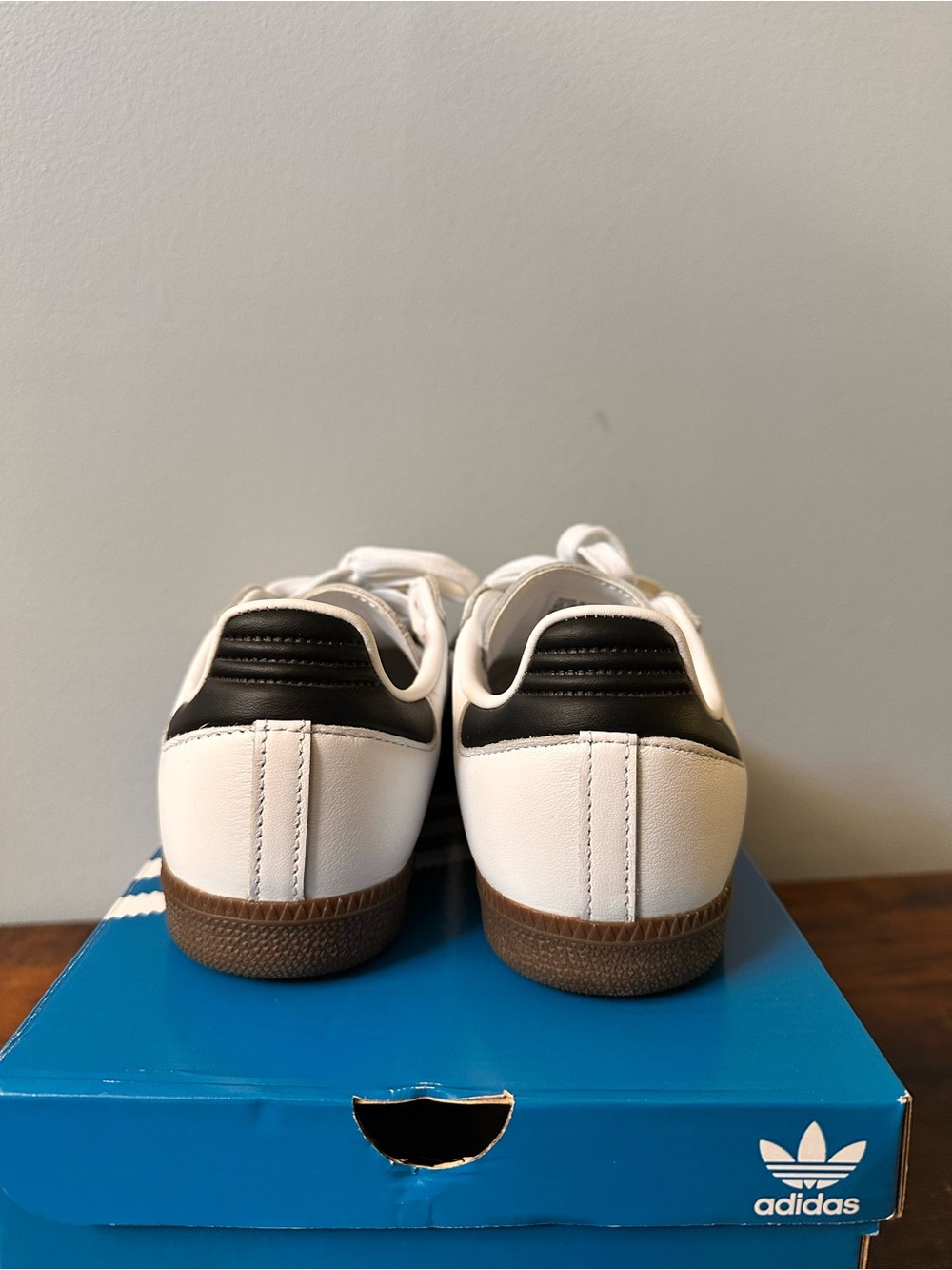 adidas Samba OG Sneakers in White/Black - Picture 3 of 11